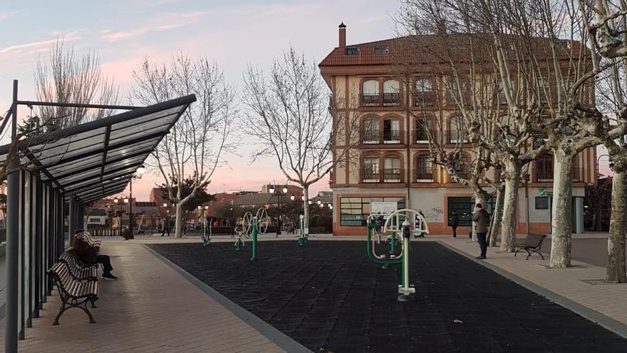 El nuevo parque infantil de la Mota: una fortificación medieval similar al castillo de Benavente