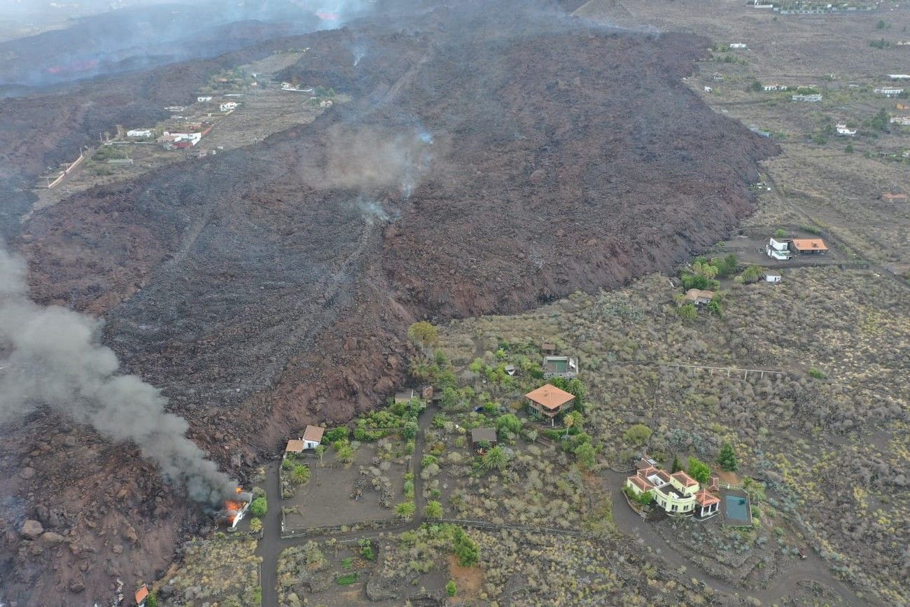 El avance de la lava del volcán de La Palma, a vista de pájaro en el décimo día de erupción