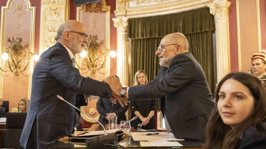 Dirigentes y militantes del PP piden una gestora y sustituir a Cabezas en un congreso local,  si este no dimite