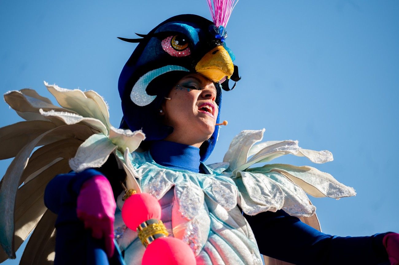 Miles de personas llenan de ilusión el Estadio de Barrial en la llegada de los Reyes Magos