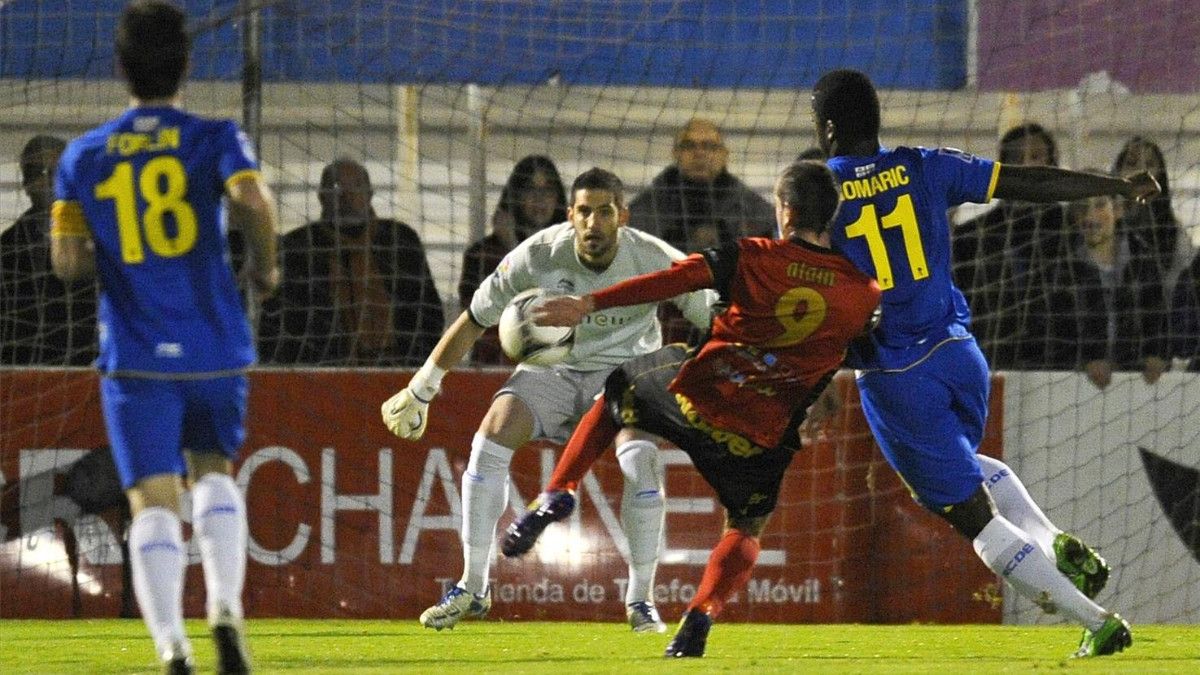 Imagen de archivo del choque copero entre Espanyol y Mirandés de 2012