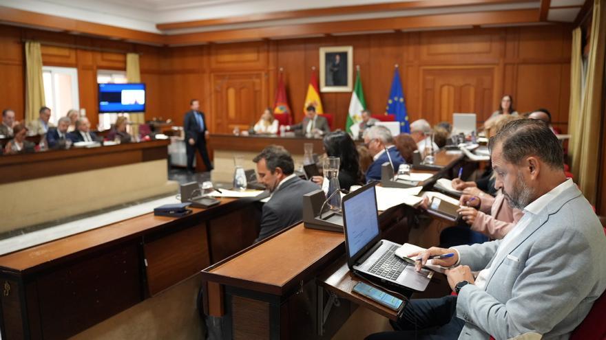 El pleno del Ayuntamiento de Córdoba en imágenes