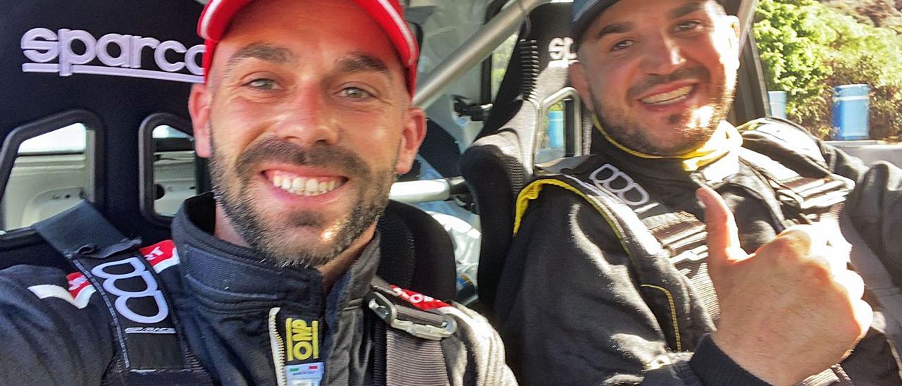 Alberto León y Alejandro Afonso, a los mandos del Citroen Saxo con el que participaron en la última edición del Rallye Isla Bonita.