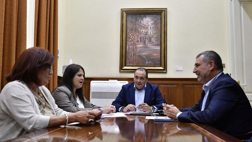 Tuineje esgrime su mayor número de tarjetas sanitarias para pedir el CAE