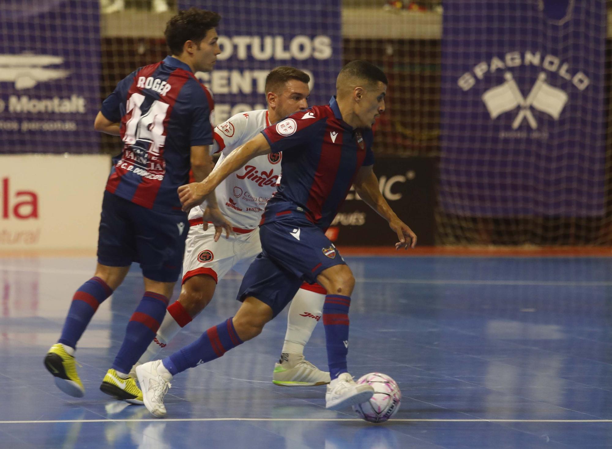 Al Levante UD FS se le escapa la victoria en el último minuto