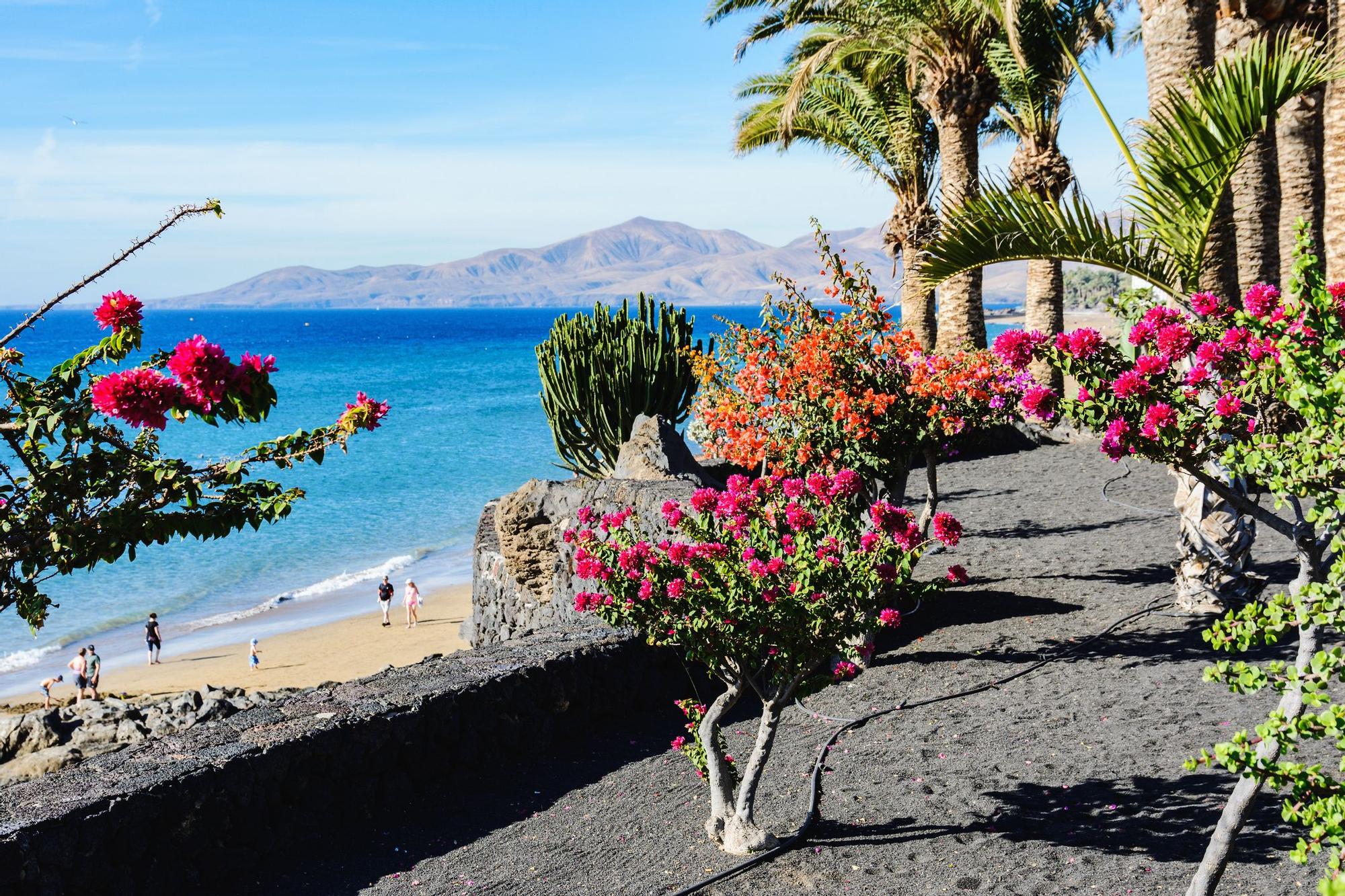 El paseo marítimo mas largo de Europa se encuentra en una isla española
