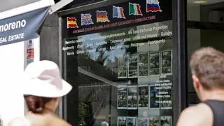 Rusos y ucranianos compran casi 2.700 viviendas en Alicante en el último año