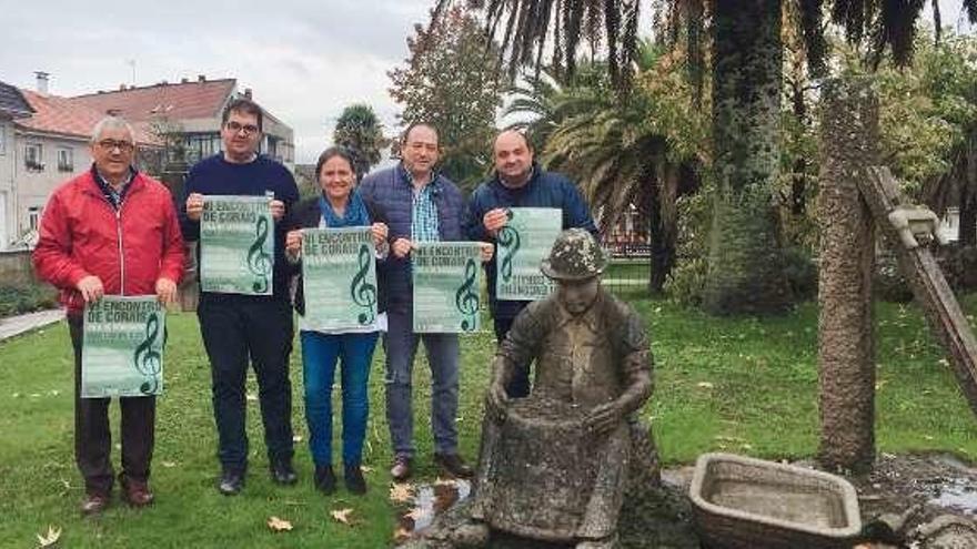 Presentación del festival en los jardines del ayuntamiento. // D.P.