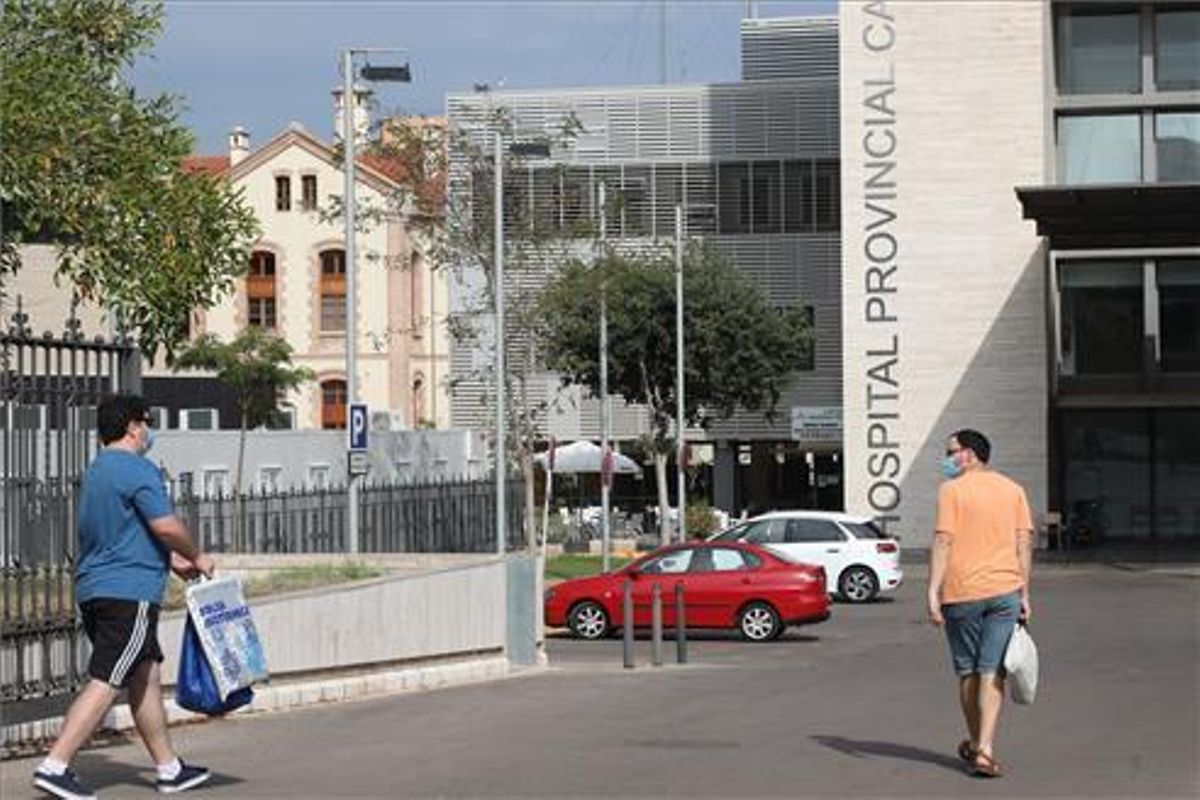 El Hospital Provincial de Castelló espera acotar el brote al dar el negativo el 80% de PCR