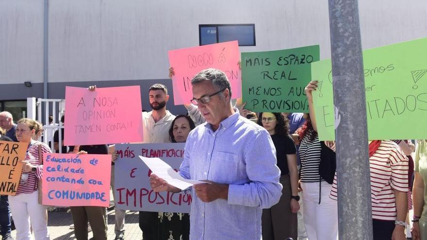 Dimite en bloque el equipo directivo del instituto de Carral por la implantación de la FP Básica