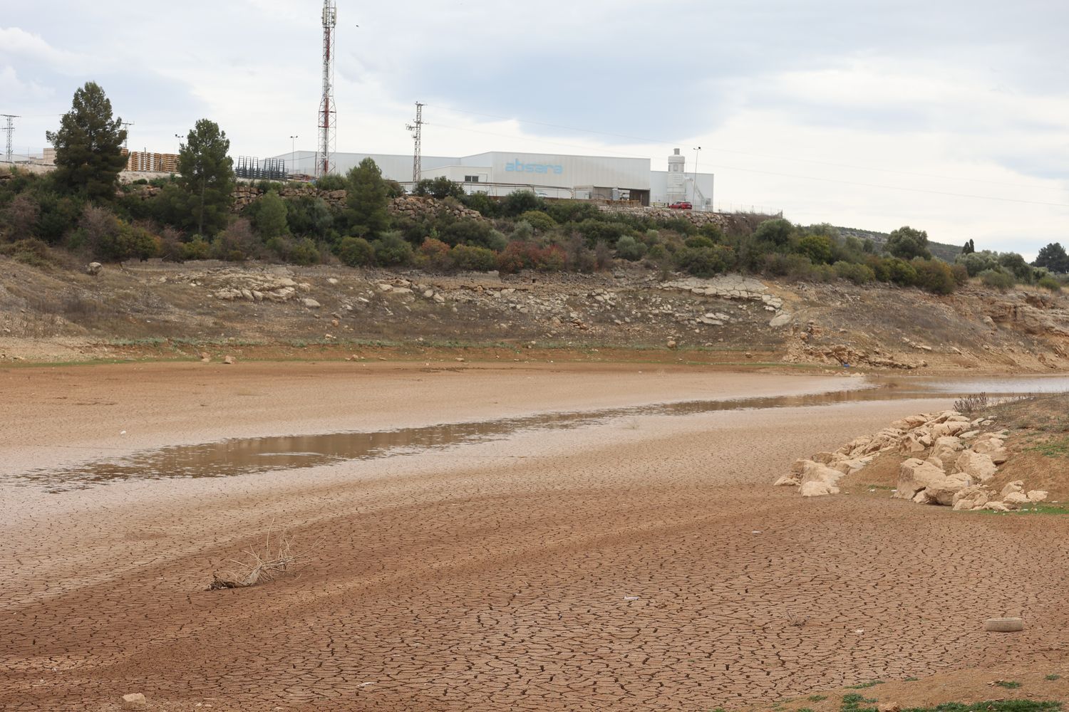 El pantano de María Cristina, prácticamente sin agua