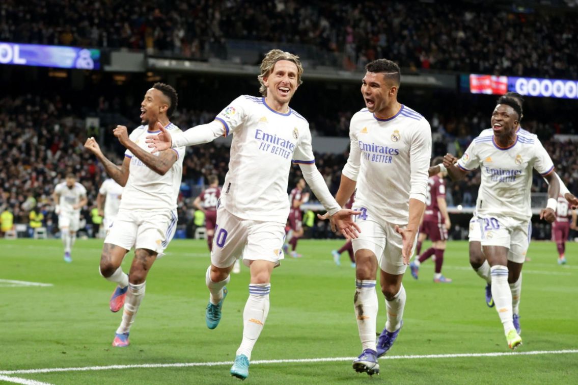 Modric celebra su gol ante la Real Sociedad en el último partido del Real Madrid.