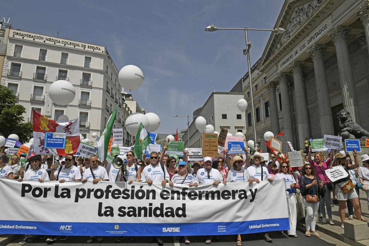 Una imagen de la marcha de enfermeras en Madrid.