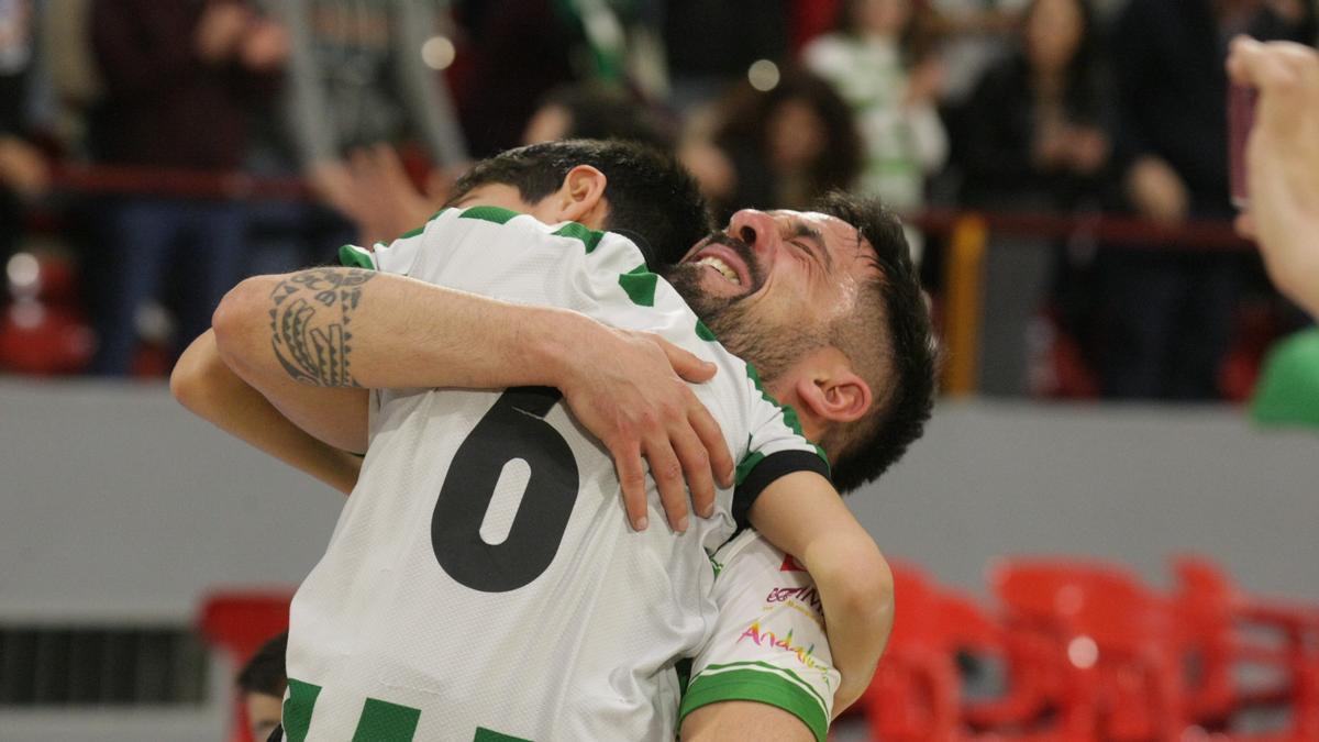 Jesulito, emocionado en Vista Alegre tras la victoria ante el Xota Osasuna.