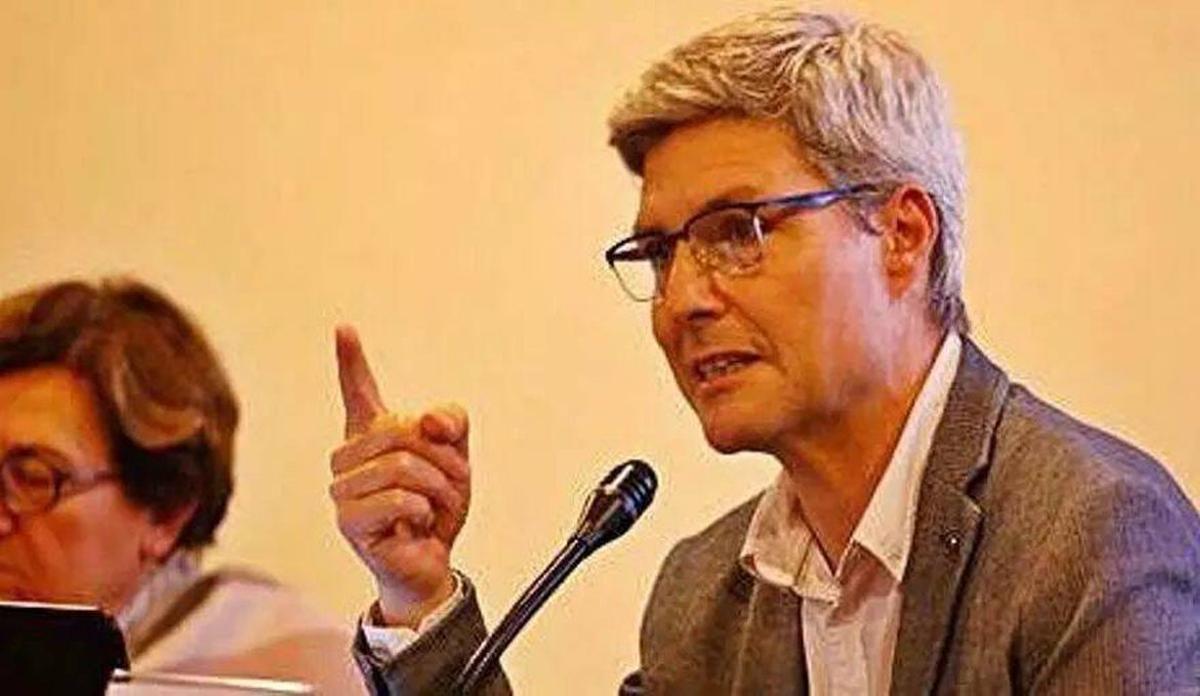 Fotografia d’arxiu de l’historiador i professor eivissenc Maurici Cuesta i Labèrnia.| |  J.A. RIERA