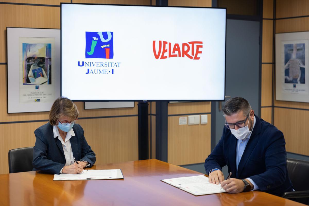 Velarte y la UJI firman un convenio de colaboración para el desarrollo de una tesis industrial para la gestión ética de la empresa