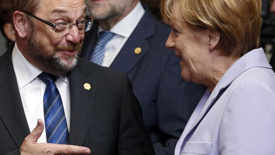 Merkel y Schulz en una imagen de archivo.