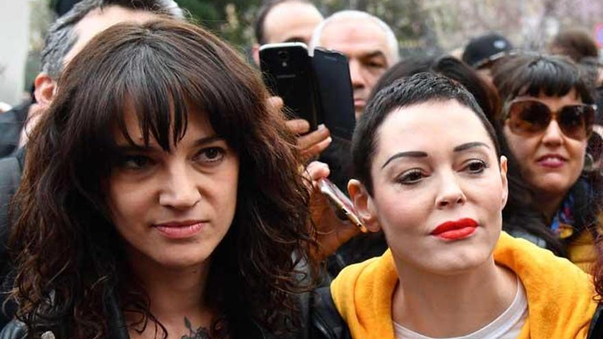 Asia Argento, junto a Rose McGowan.