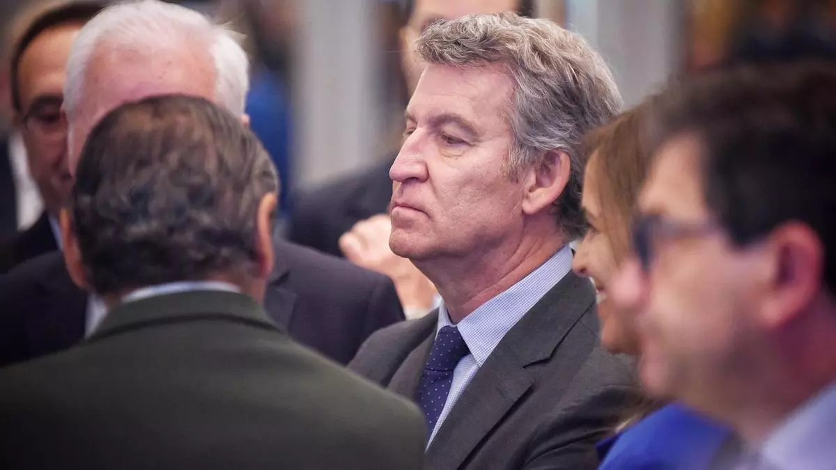 Feijóo dará "todas las batallas" en el congreso del PP después de pedir Aguirre que luche por la "cultural"