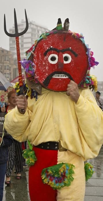 Desfile de máscaras ibéricas en Gijón