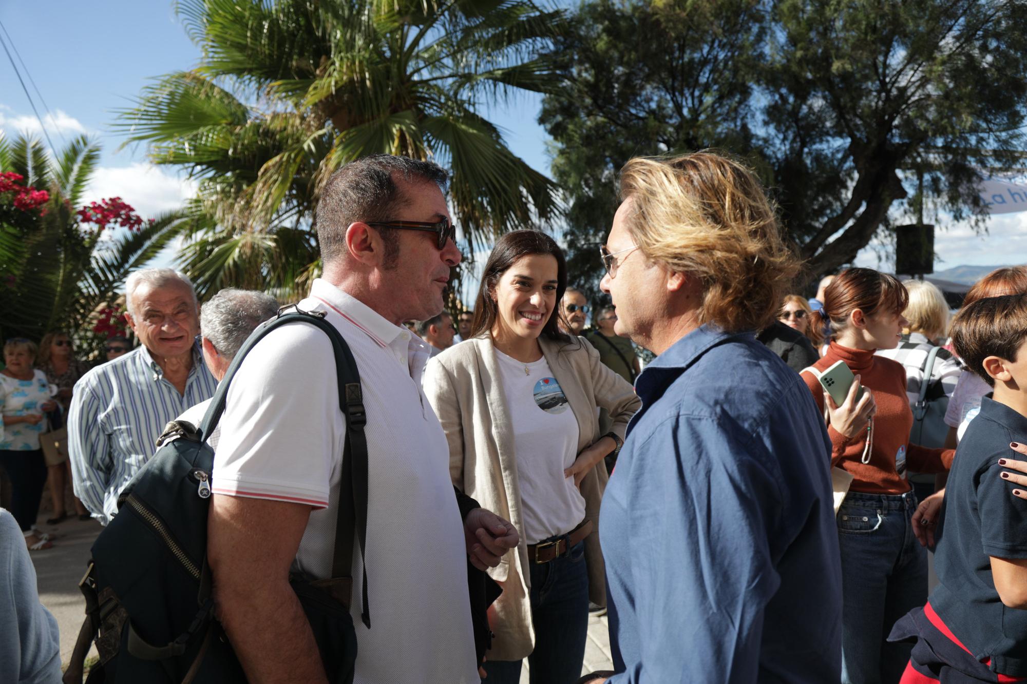 Manifestación para salvar el Bungalow: "La historia no se toca"