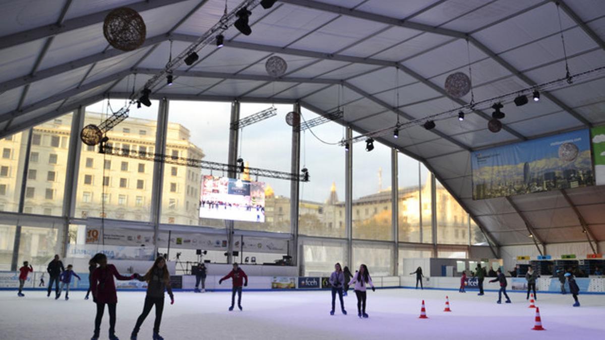 La pista de hielo de Barcelona en Navidad se traslada a L'Hospitalet