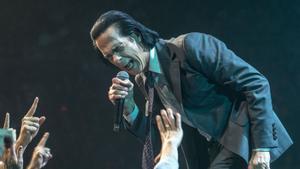 Nick Cave, durant el concert al Palau Sant Jordi.