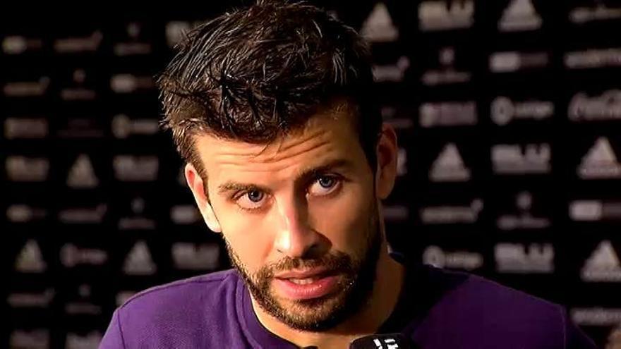 Piqué: &quot;Los que me están esperando, que aprovechen y salgan de la cueva&quot;