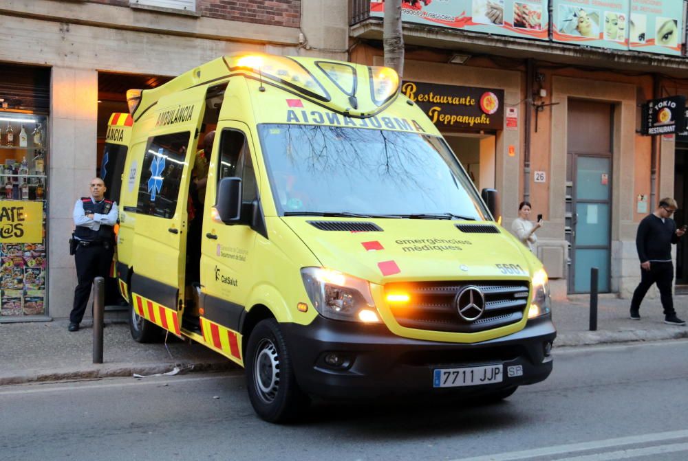 Una dona ofega la seva filla de 10 anys a Girona