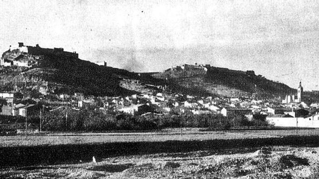Vista de Sagunt en el primer terç del segle XX.