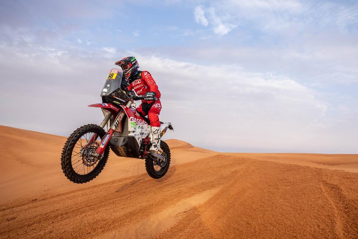 Tosha Schareina, en acción en las dunas