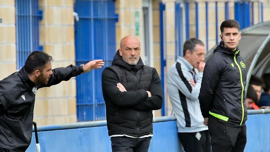 Juan Sabas, entrenador del Zamora CF: &quot;Estoy contento solo con el resultado, hay que seguir mejorando&quot;