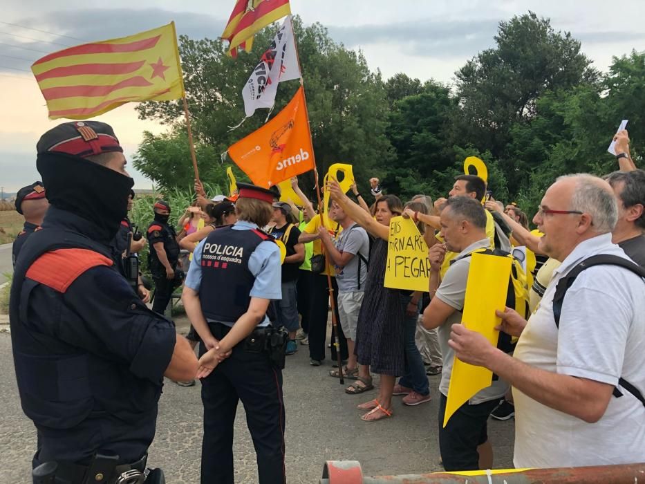 Protestes contra la presència del rei Felip VI a les comarques de Girona