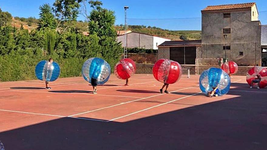 El ‘bubble soccer’ fue una de las propuestas. |