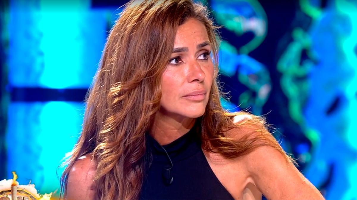 Arantxa del Sol reaparece por sorpresa tras su veto en Telecinco y los rumores de infidelidad en el concurso: &quot;Comenzando&quot;