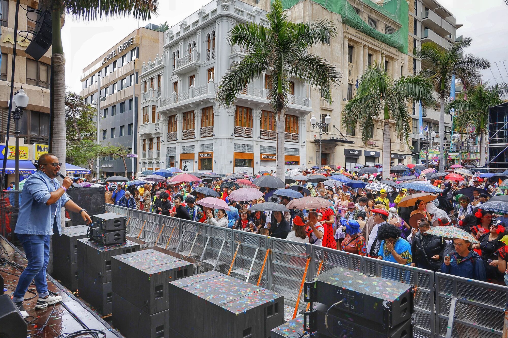 Primer Carnaval de Día en Santa Cruz de Tenerife