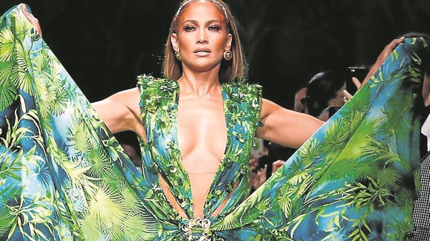 Jennifer Lopez, estrella de Versace