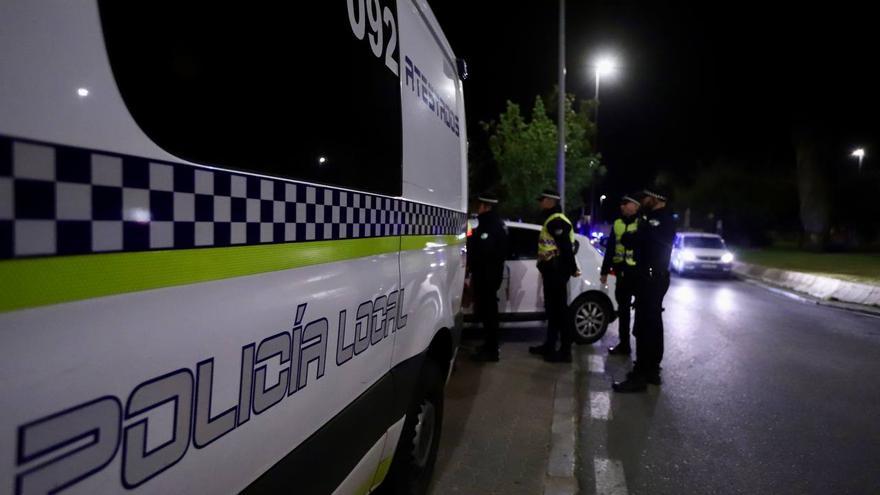 Detenido un conductor ebrio en Córdoba tras intentar zafarse de la Policía Local en una peligrosa persecución