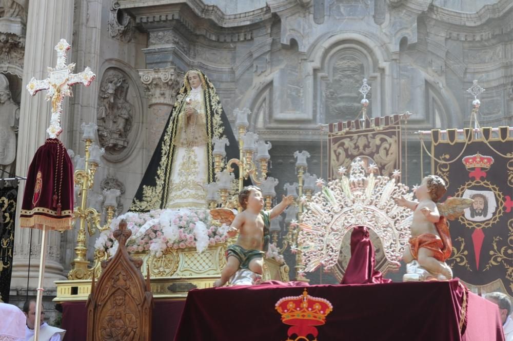 Coronación de la Virgen de la Soledad en la plaza Belluga