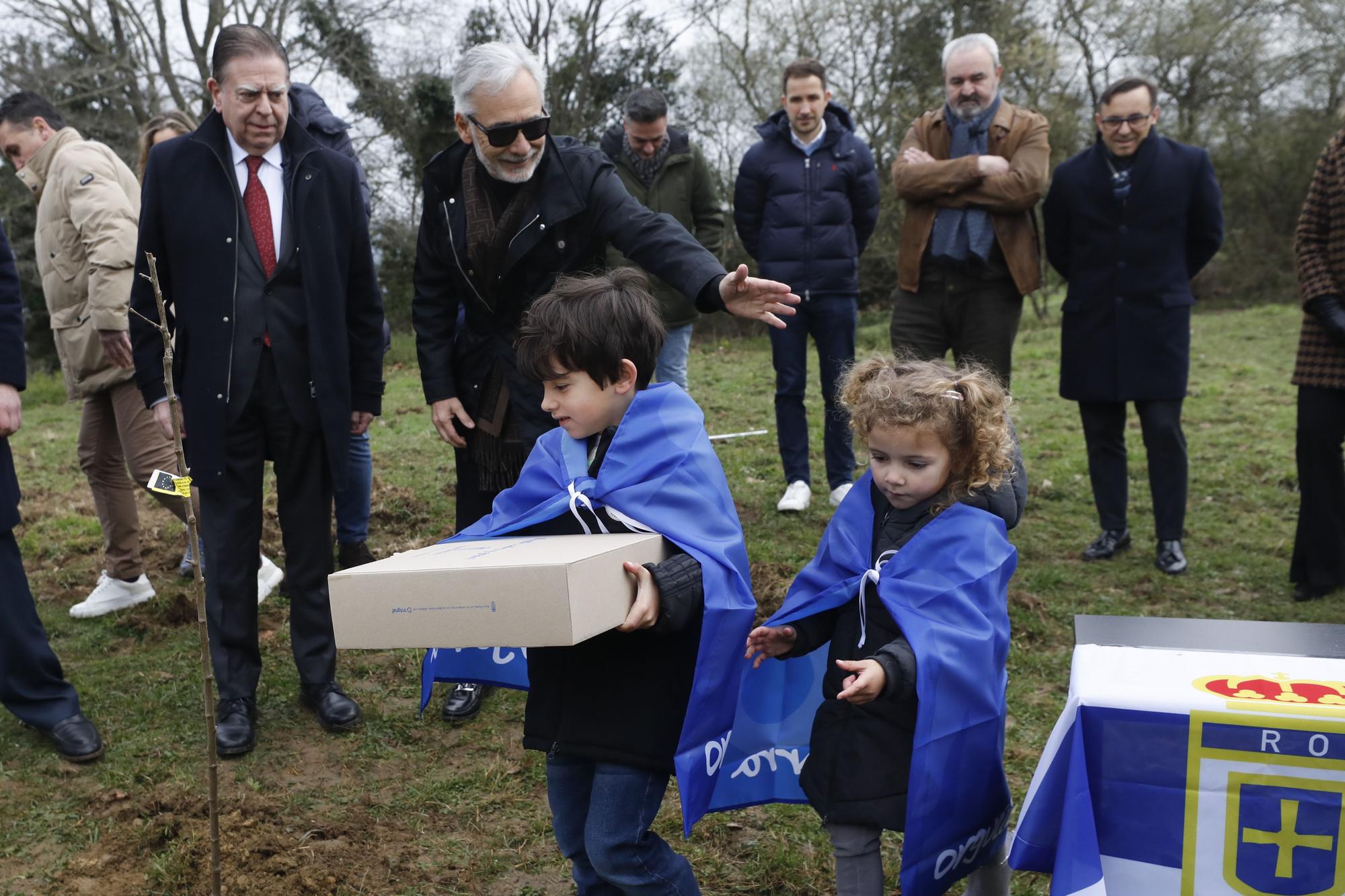 EN IMÁGENES: Así fue la presentación de la nueva ciudad deportiva del Oviedo