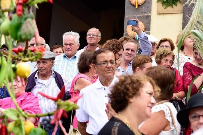 Procesion y Romeria por las Fiestas de las ...