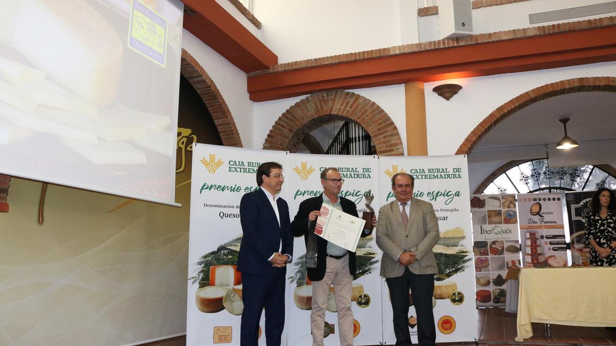 Premio Espiga de Oro de Queso Ibores para Berrocales Trujillanos.