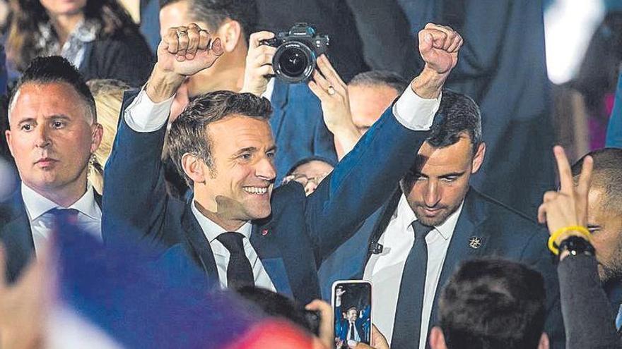 Macron, el peligroso extremo centro