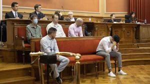 ‘La manada’ de Castelldefels pacta penes de fins a vuit anys