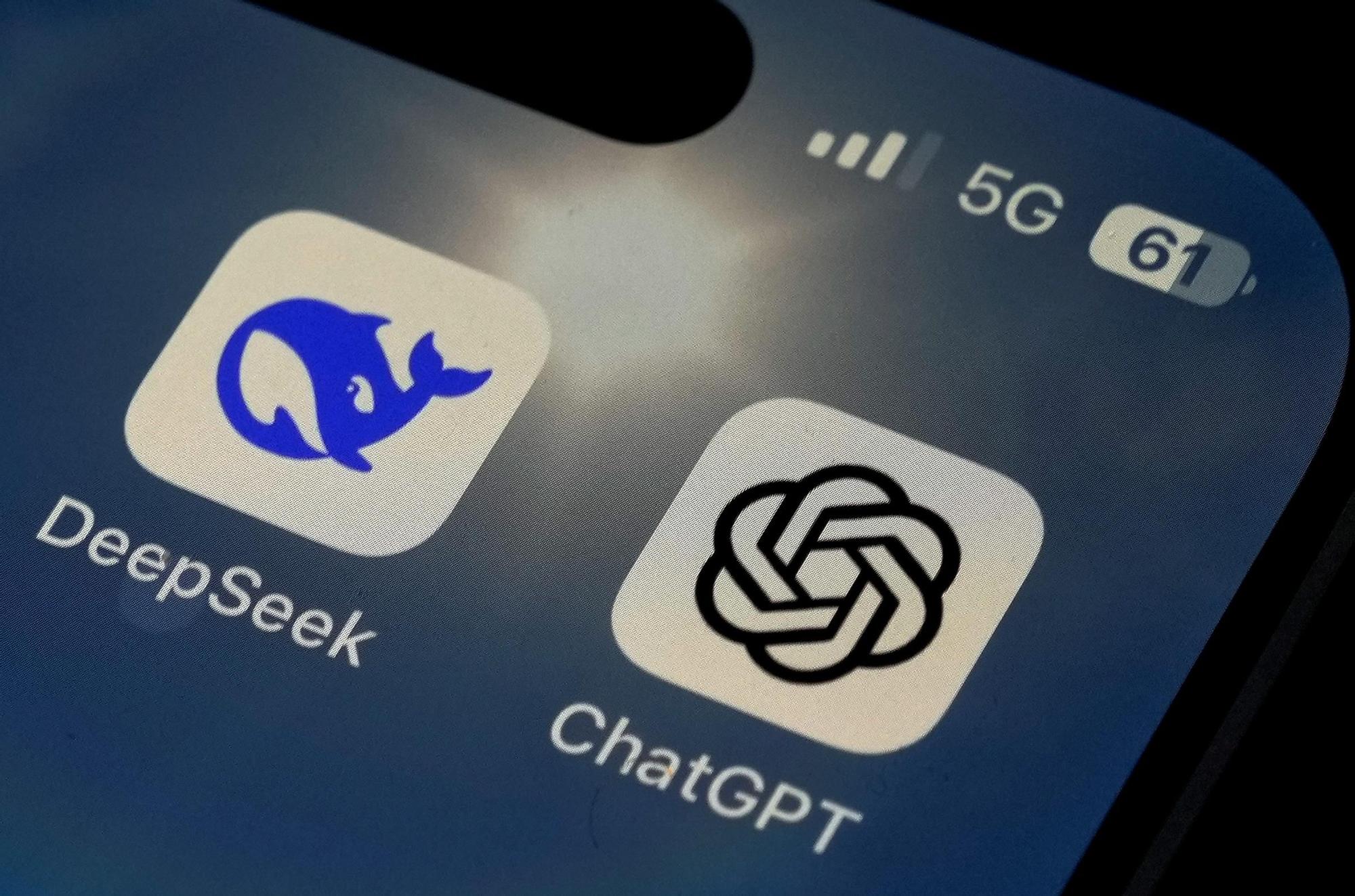 DeepSeek vs. ChatGPT: ¿Cuál es mejor? Similitudes y diferencias entre las dos herramientas de IA