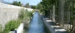 Un nuevo libro recoge la historia del Canal Bajo del Algar, clave para la creación del Benidorm moderno