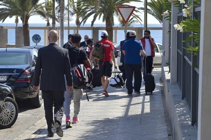 Llegada del príncipe de Baréin al hotel Villa ...