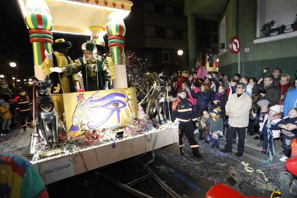 Cabalgata de Reyes 2019 en Gijón