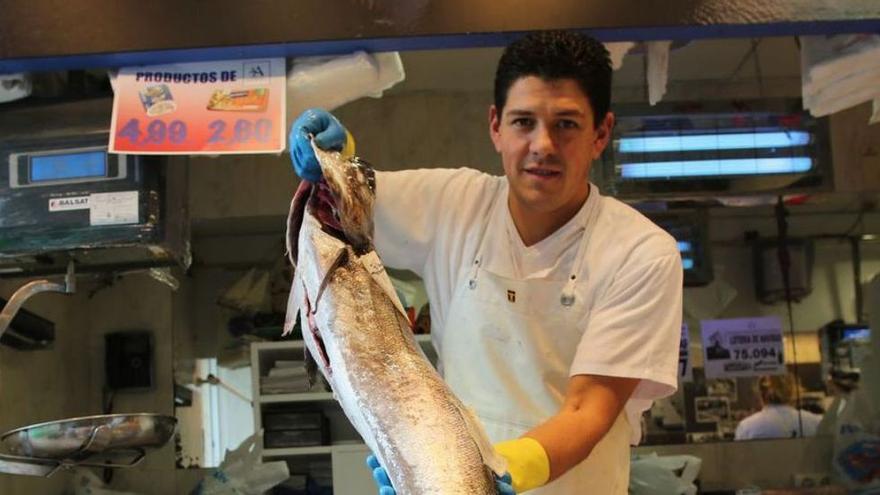 La pesca de la merluza, reina de la mesa navideña, queda prohibida en el Cantábrico por fin del cupo