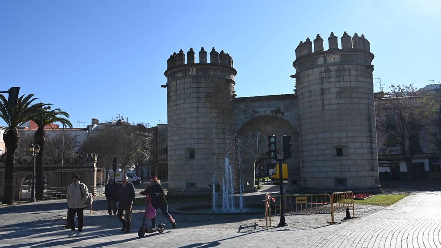 El Ayuntamiento de Badajoz valorará alternativas al semáforo criticado en Puerta Palmas